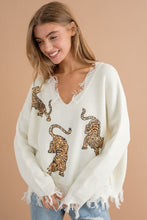 Load image into Gallery viewer, Frayed Edge Sequin Tiger Sweater
