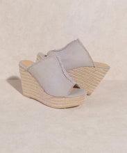 Load image into Gallery viewer, OASIS SOCIETY Bliss   Distressed Linen Wedge
